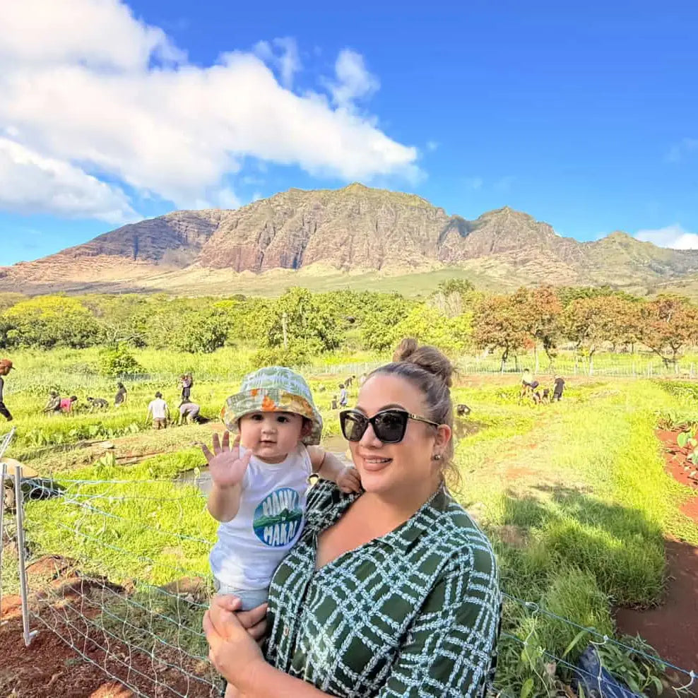 Women's Oversized Shirt in Pikake Palaka